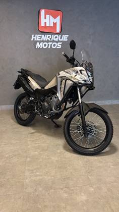 HONDA XRE 300 SAHARA HONDA XRE 300 SAHARA